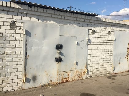 В Саратове водитель избил пожилого охранника гаражного кооператива