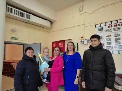 В рамках Акции "Букетик с фронта"