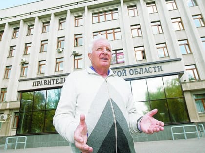 В Саратове умер экс-глава Кировской области Василий Десятников