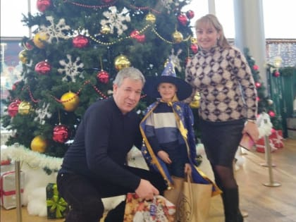 Активист партии «Единя Россия» исполнил мечту ребенка из Кировского района Саратова