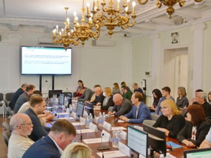Руководители двух комитетов социального блока отчитались о работе за прошлый год