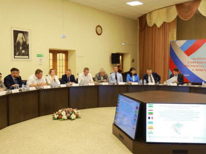 В Саратовской области обсудили актуальные вопросы развития местного самоуправления