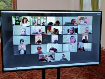 Одной из основных тем аппаратного совещания стало празднование 325-летия Петровска