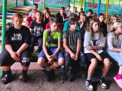 Гайдаровцы почтили память детей - жертв войны в Донбассе