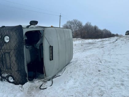 После аварии рядом с Балаково трое мужчин оказались в больнице