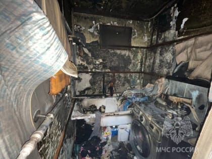 Замыкание подсветки на потолке в ванной привело к пожару в пятиэтажке