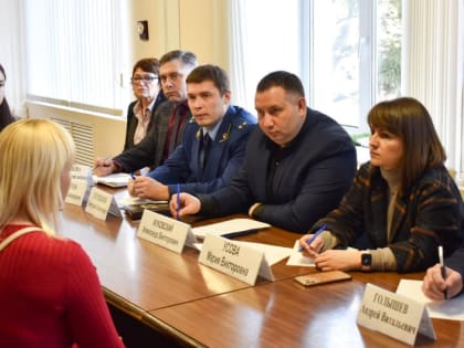 Глава района провёл приём родных и близких участников СВО