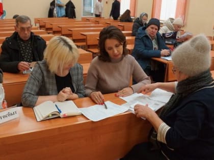 «ЭнергосбыТ Плюс» консультирует жителей Саратова по вопросам начислений за тепло