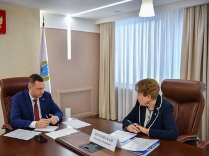 Губернатор Роман Бусаргин провел встречу с председателем ассоциации «Совет муниципальных образований Саратовской области» Людмилой Жуковской.