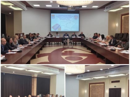 Ассоциация "Совет муниципальных образований Саратовской области" провела в Балаково выездное расширенное заседание межмуниципальной комиссии по применению административно