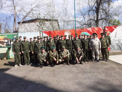 Учебно-методические центры «АВАНГАРД» продолжают обучать школьников основам начальной военной подготовки