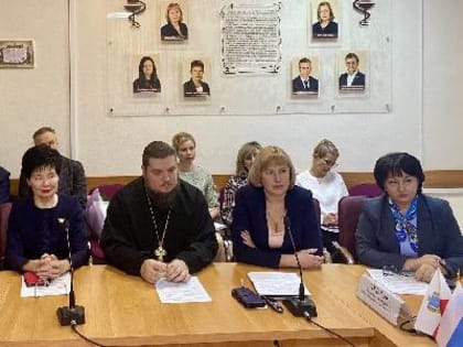 День рождения директора медицинского колледжа стал началом Совета