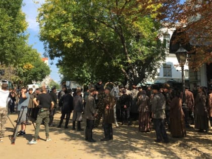 В центре Саратова снимают сериал о Столыпине. В массовке – местные жители