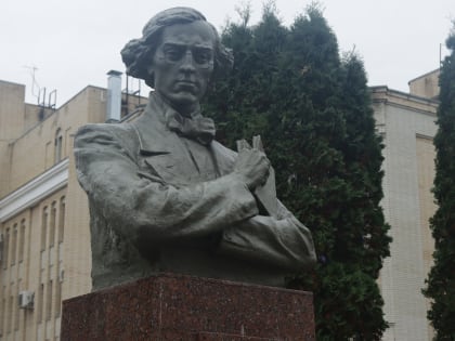Университет ждёт абитуриентов на дни открытых дверей