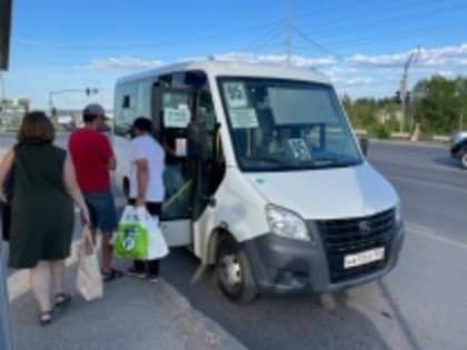 Представители муниципалитета проверили соблюдение интервалов движения транспорта в вечернее время