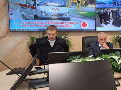 Сотрудники управления Госавтоинспекции напомнили водителям скорой медицинской помощи о дорожной безопасности