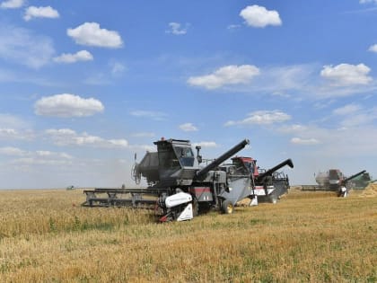 Губернатор отметил весомые достижения саратовских аграриев