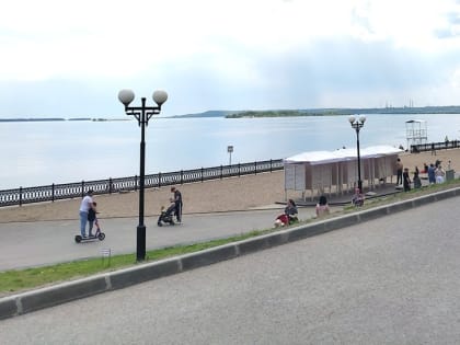 День молодежи. В Саратове пенную дискотеку и фестиваль красок отменили из-за погоды