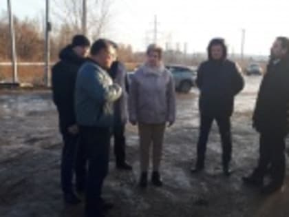 Лада Мокроусова: «Вместе с председателем Саратовской областной Думы Михаилом Исаевым провели рабочее совещание с руководством подрядной организации, выполняющей строительство сетей