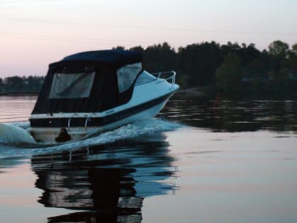 Саратовец "взял в долг" 7 млн рублей под залог чужого катера