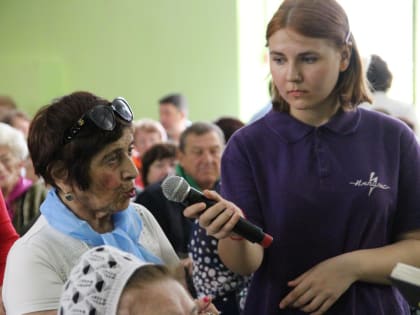 Лада Мокроусова встретилась с участниками Школы социальной активности из Заводского и Гагаринского районов