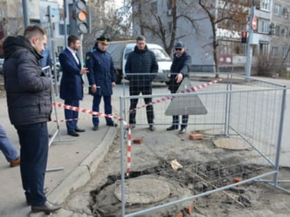 Юрий Ерофеев принял участие в выездном совещании на территории Фрунзенского района