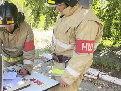 Из колледжа в Вольске пожарные эвакуировали сотрудников