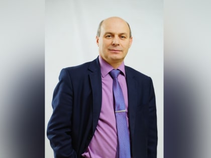 Директор школы возглавил соцсферу Саратова