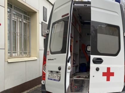 Саратовские врачи спасли отравившегося краской мужчину