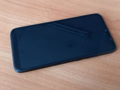 Роспотребнадзор не рекомендует использовать мобильные телефоны детям и беременным женщинам