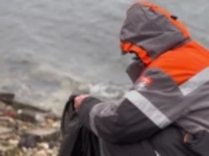 Продолжаются мероприятия по уборке береговой зоны в пределах Волжского района