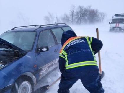 Саратовцам дали рекомендации по экстренным ситуациям в снегопад