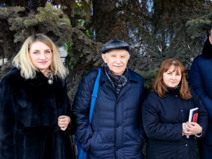 Олег Финько проверил работу новых и заново открывшихся местных отделений СРЗП в Саратовской области