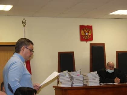 Дело экс-прокурора Пригарова: гособвинение просит снова оценить сруб у Кумысной поляны. Ранее его стоимость «упала» в 26 раз