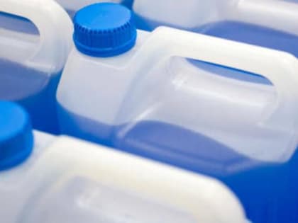 Жителей Энгельса предупредили об опасной стеклоомывающей жидкости