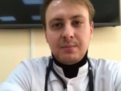 Саратовцев призвали не проводить в крещенской купели больше минуты