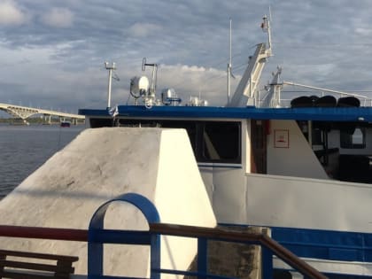 Пьяные молодые саратовцы взяли на абордаж "Волгу-2". Их ждет суд