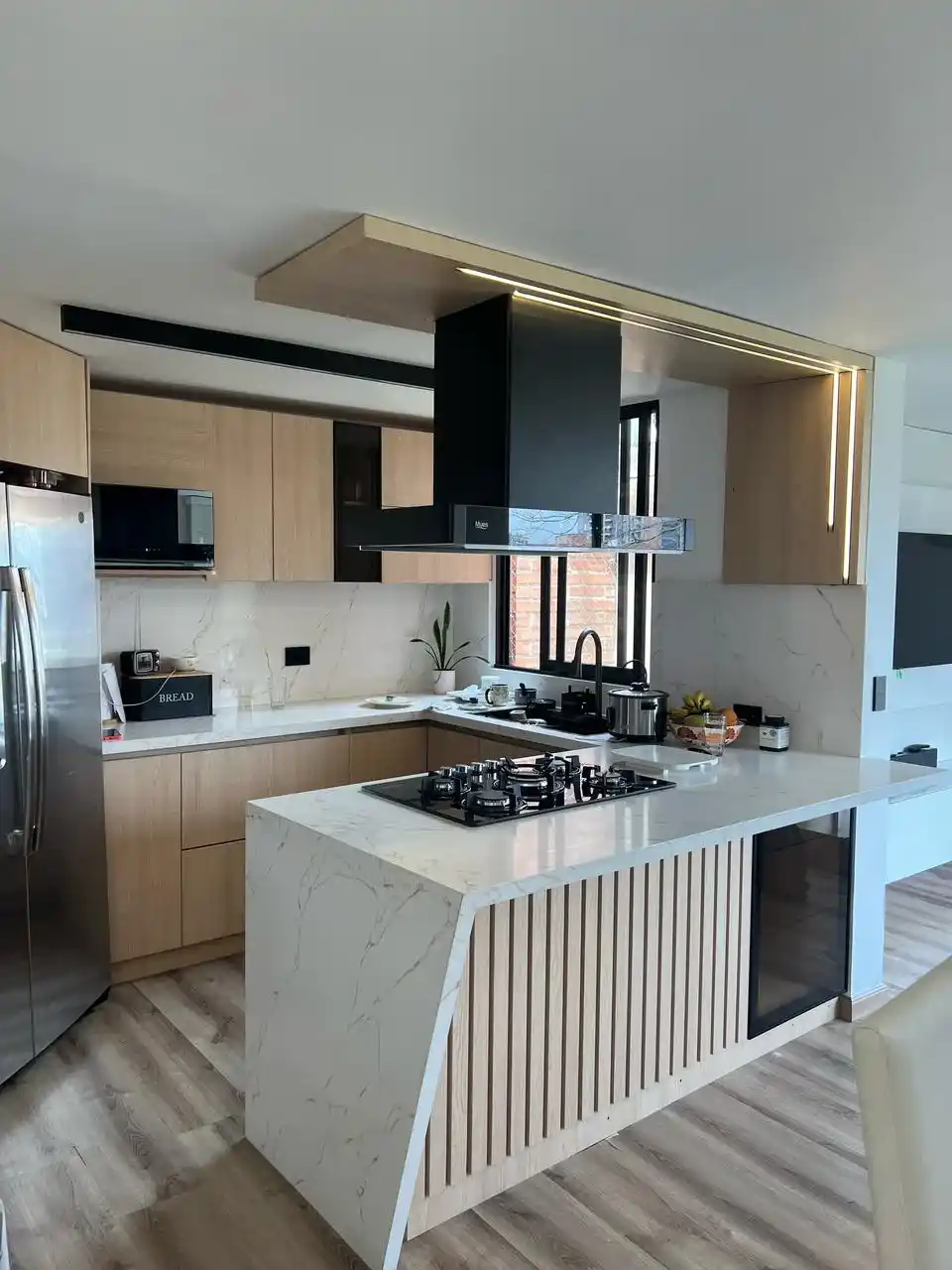 Proyecto de Cocinas a medida en El Poblado - imagen 1