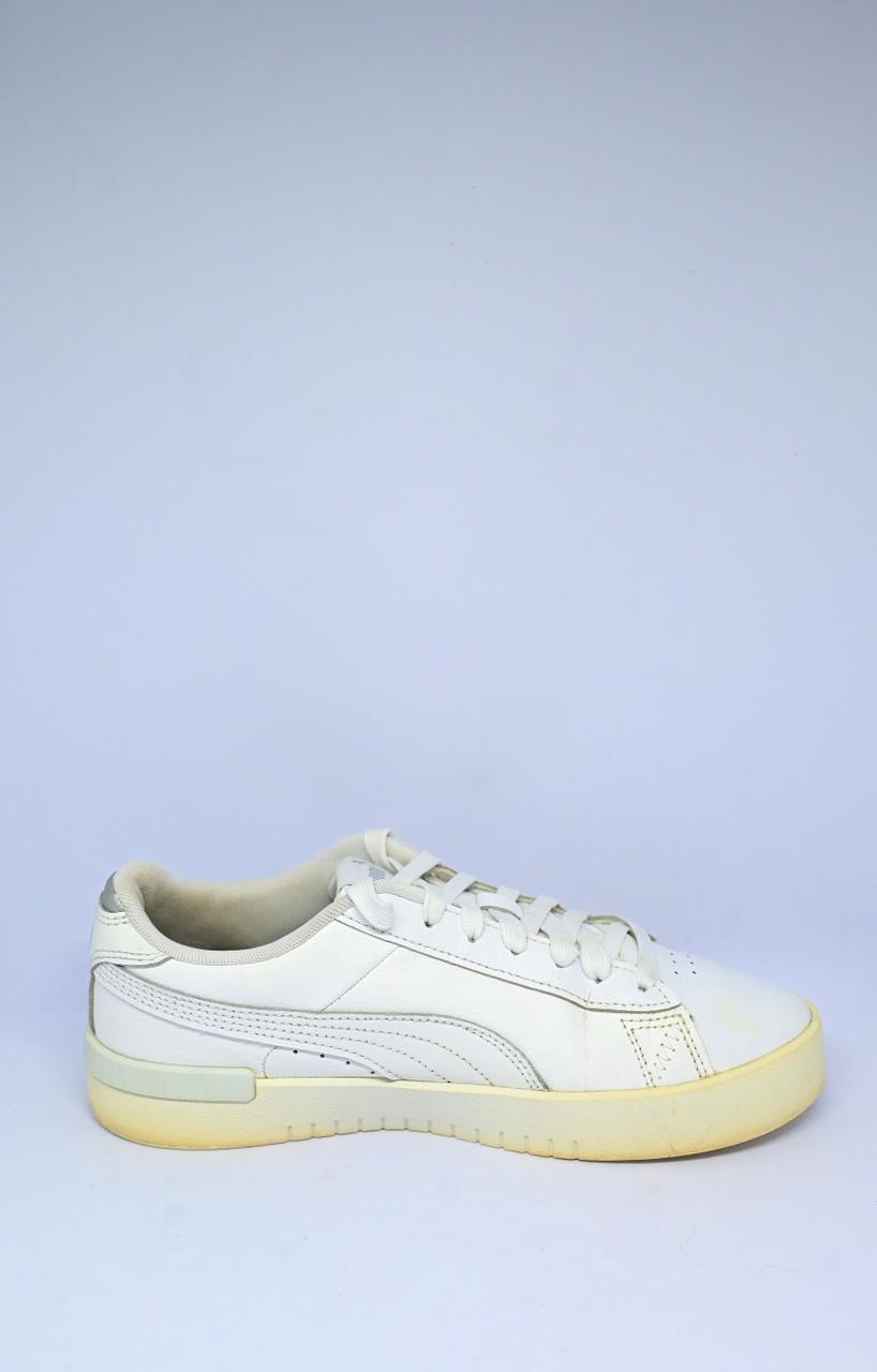 Puma Jada