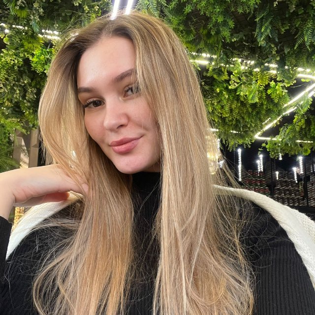 Фото специалиста Апахаева Мадина