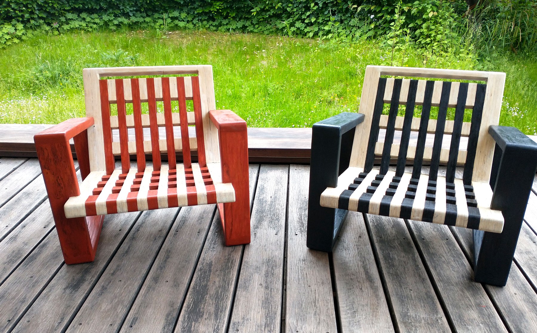 Houten stoeltjes