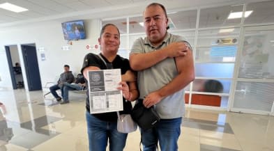 Responde la gente a la vacunación contra el sarampión.