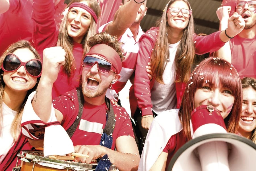 Marketing Digital Mundial 2026: Tu marca vive o muere en el instante