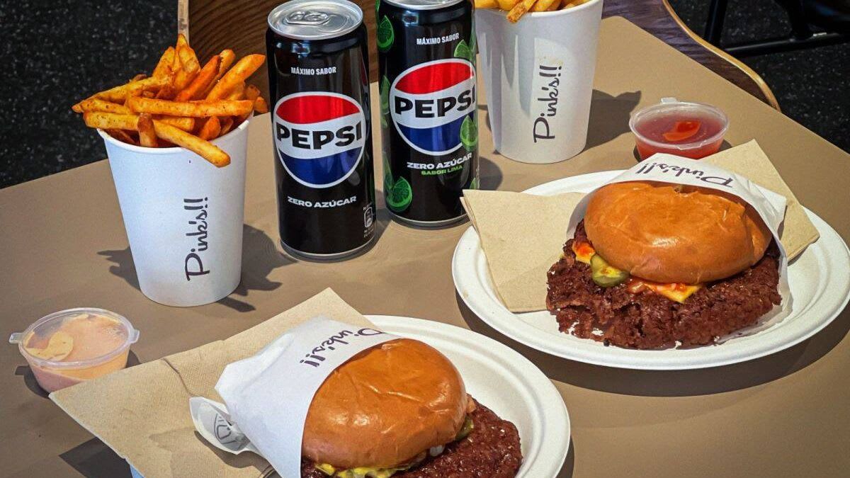 Imagen de Pink’s!! y Pepsi para el anuncio de su alianza en España