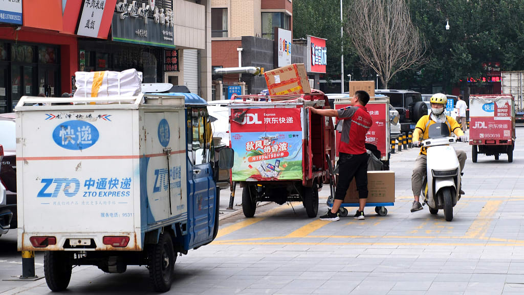 China: Casi 100 paquetes por persona en 2023
