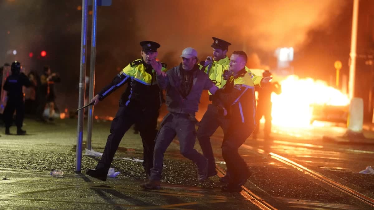 Comisión de Medios irlandesa alerta a redes sociales por contenido de extrema derecha