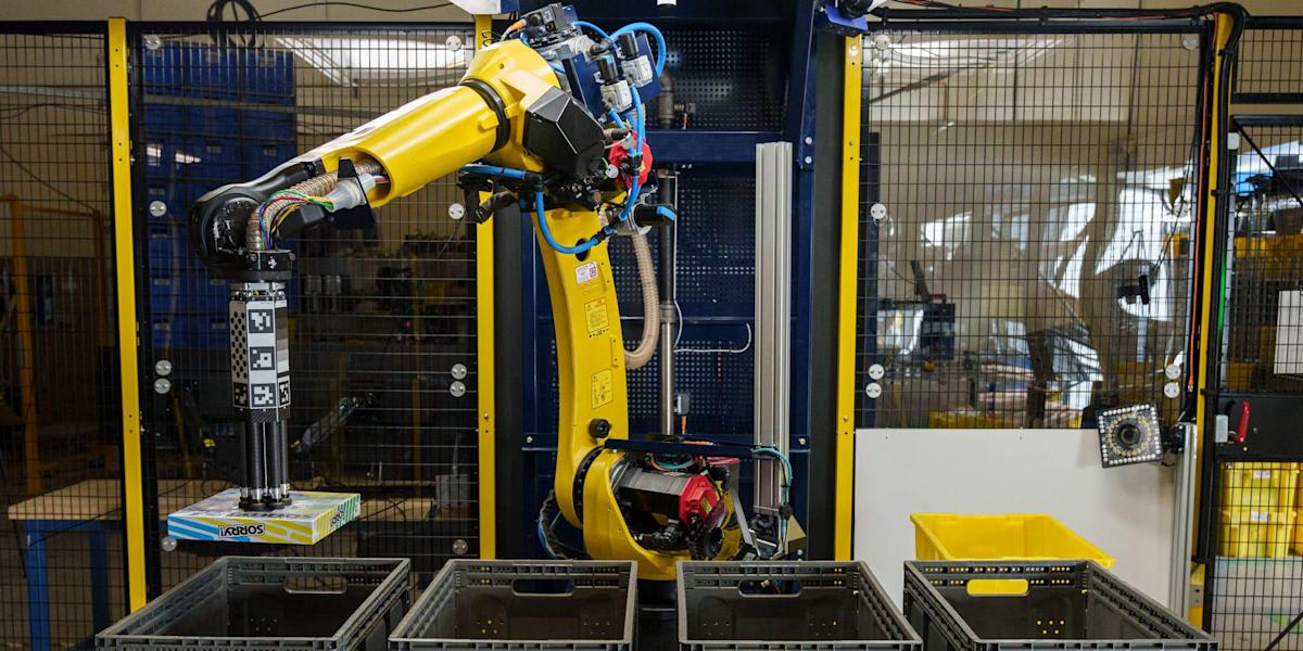 Cómo los robots garantizan entregas puntuales en la avalancha festiva