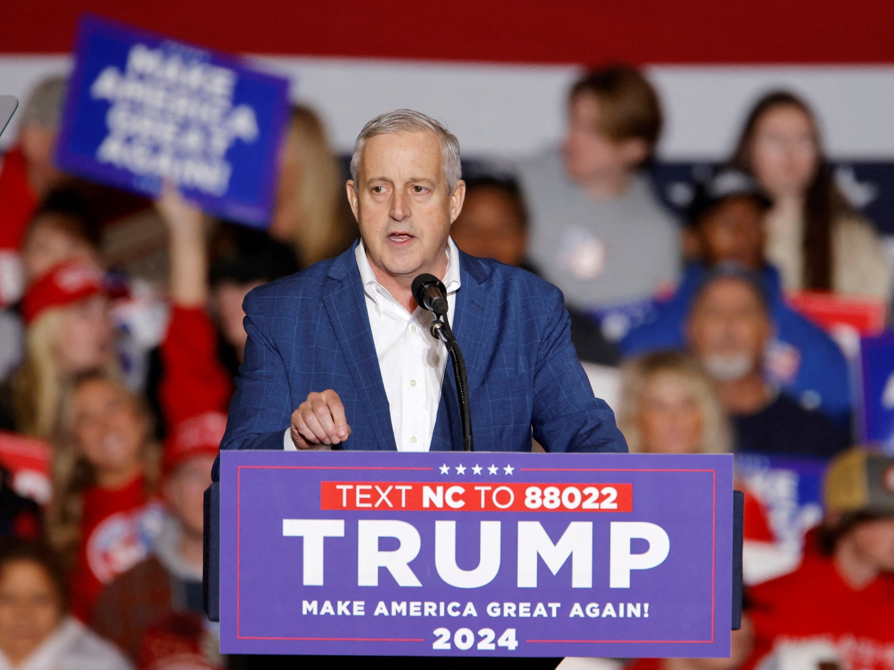Marketing Digital y Elecciones: Análisis del Cambio de Trump sobre el Voto por Correo