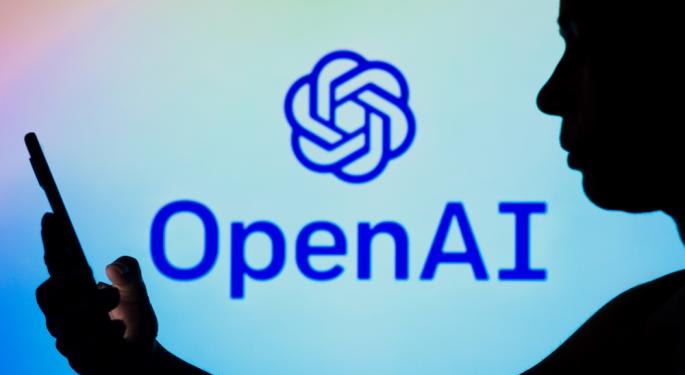 OpenAI Negocia Licencias con Editores