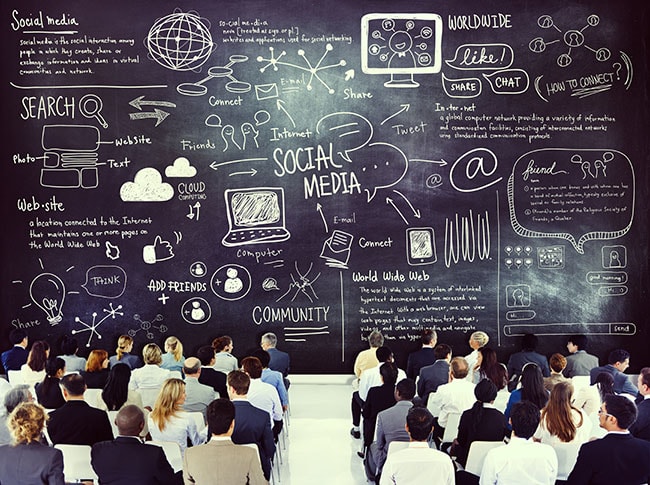 Predicciones de Expertos en Redes Sociales 2023